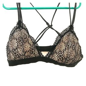 Black Lace VS Bralette